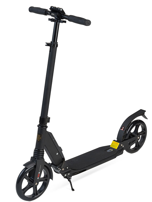 Adults foldable scooter in black
