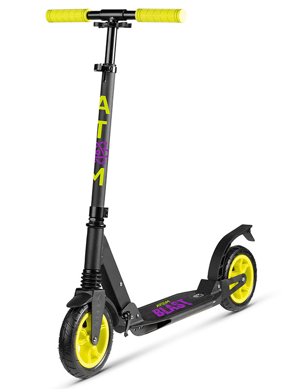 Atom Blast scooter for teenagers